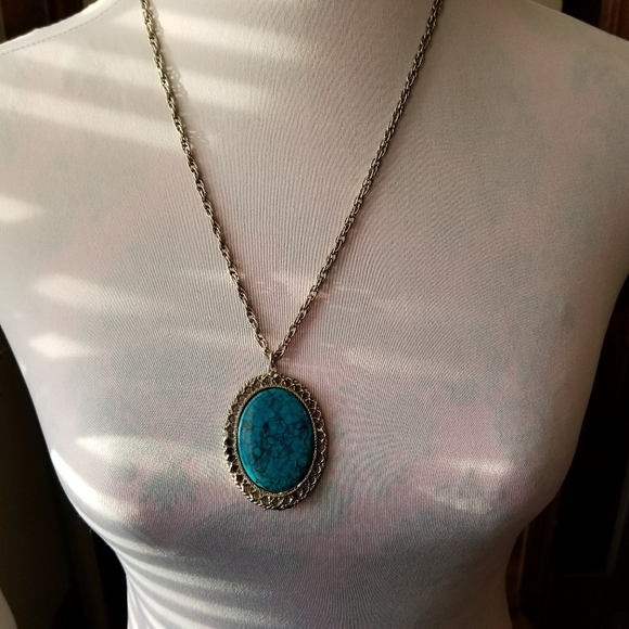 Relisted -vintage turquoise blue color necklace silver tone - Picture 2 of 7